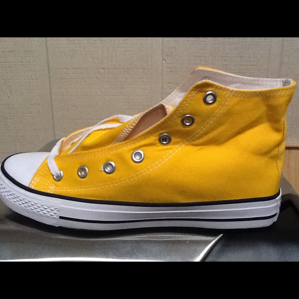 Ladies 7.5 & 9 Men’s 6 & 7.5